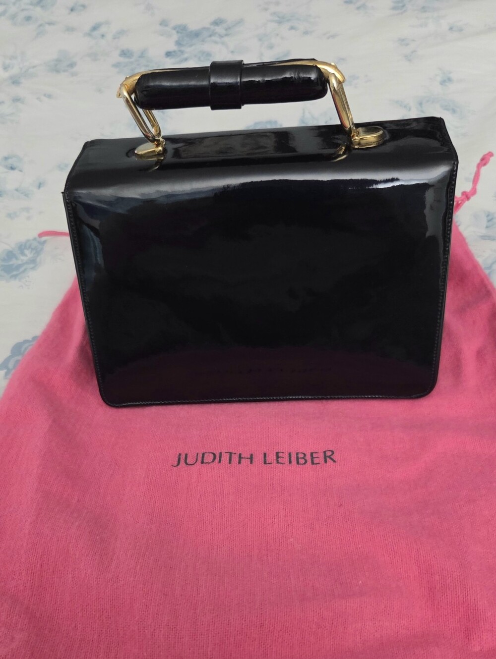 Judith Leiber Black Patent Leather Top-Handle Box Bag with Gold Hardware - Picture 9 of 11